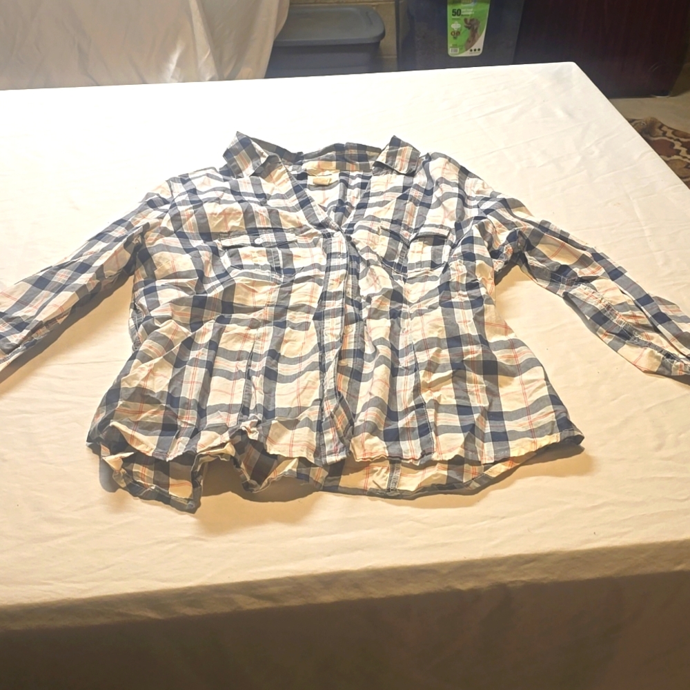 Levi's long sleeve shirt size xl only worn maybe twice